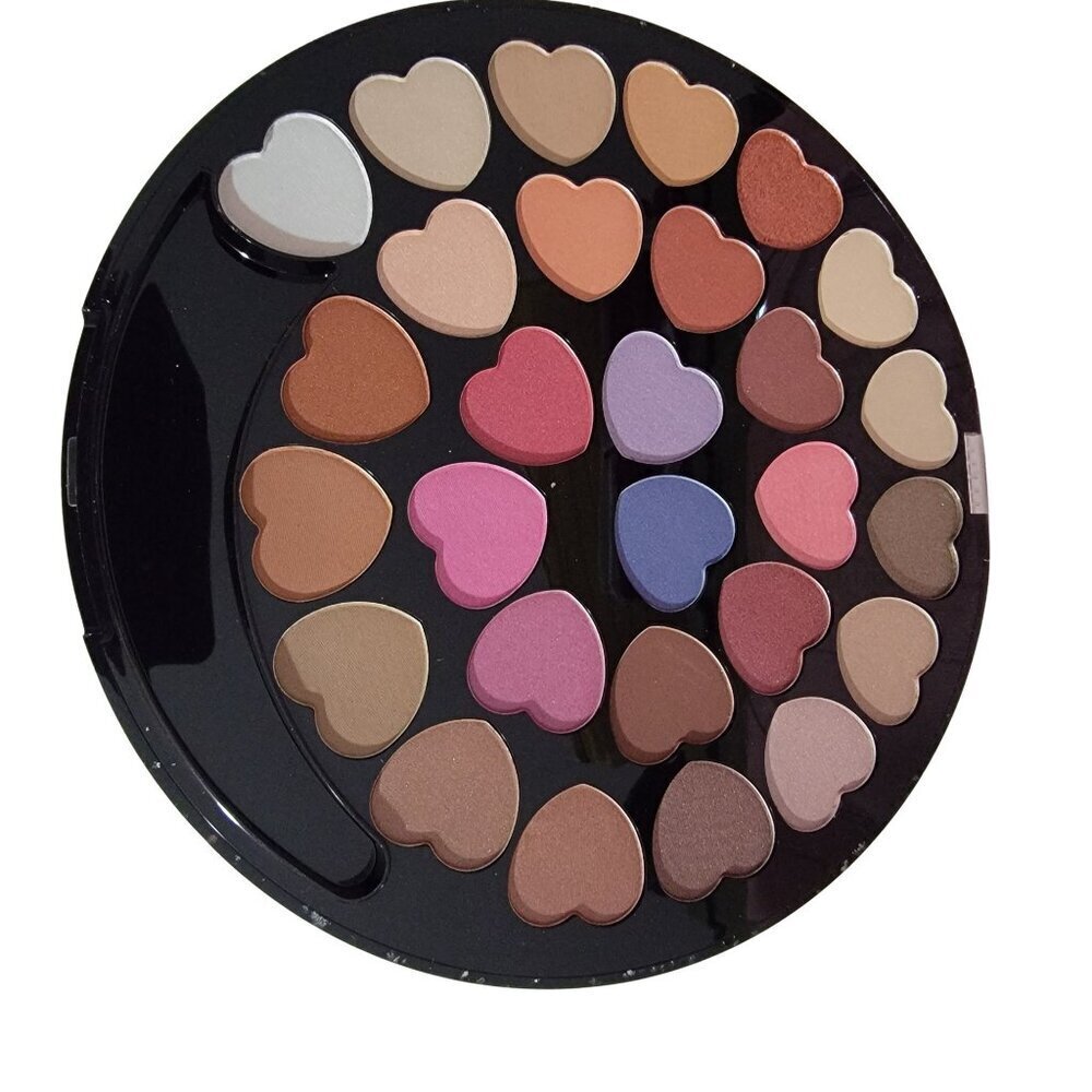 Brand new Essence Hearts Eyeshadow Palette NWOB 28 Shadows